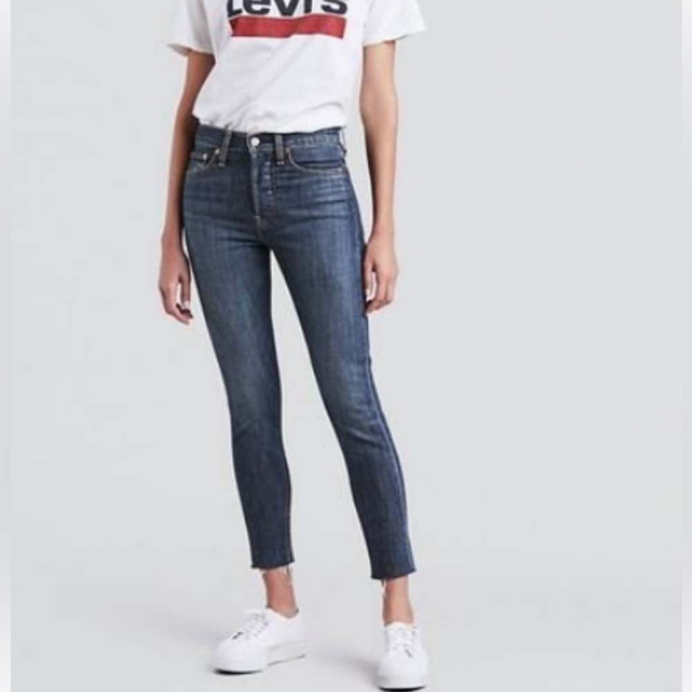 Levis wedgie skinny jeans size 27